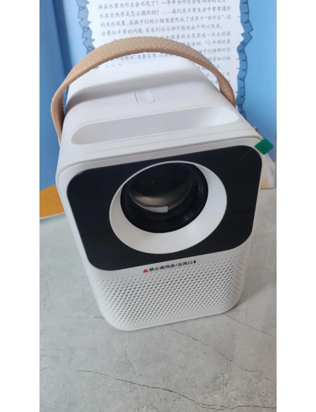 wowoto窝窝头投影仪售后维修电话。